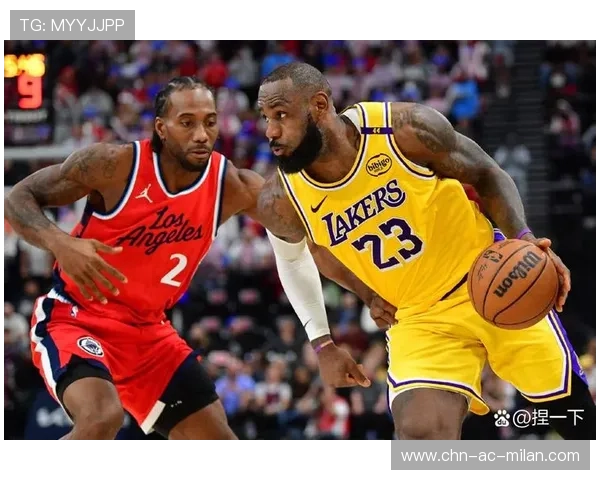 詹姆斯助攻精妙带动全队,湖人漂亮收官