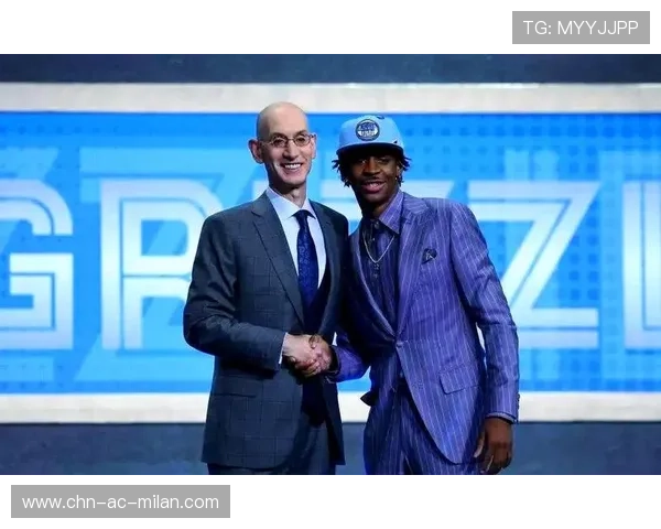 卢卡从明星到领袖路径：崛起之路的启示与蜕变